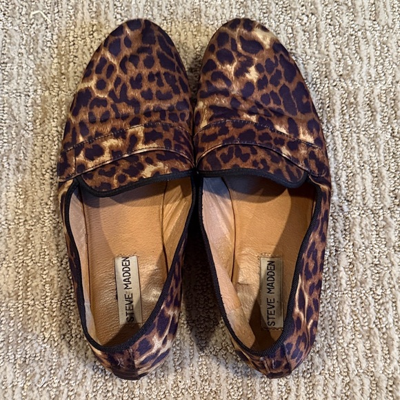 Steve Madden Brown Leopard Flats (US 9) - Picture 1 of 4